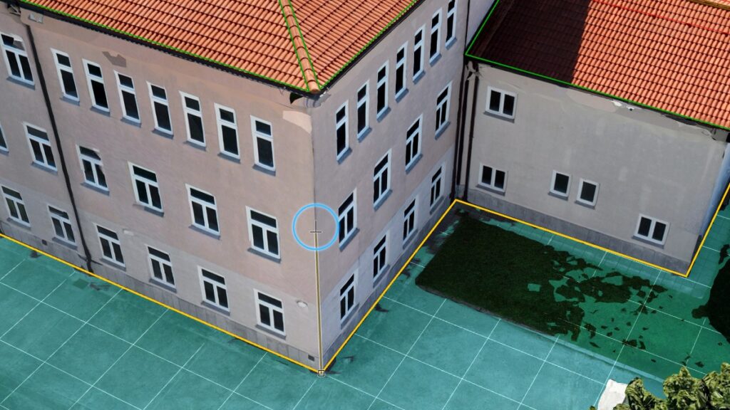 Using the 3D perpendicular tool in 3Dsurvey along a building