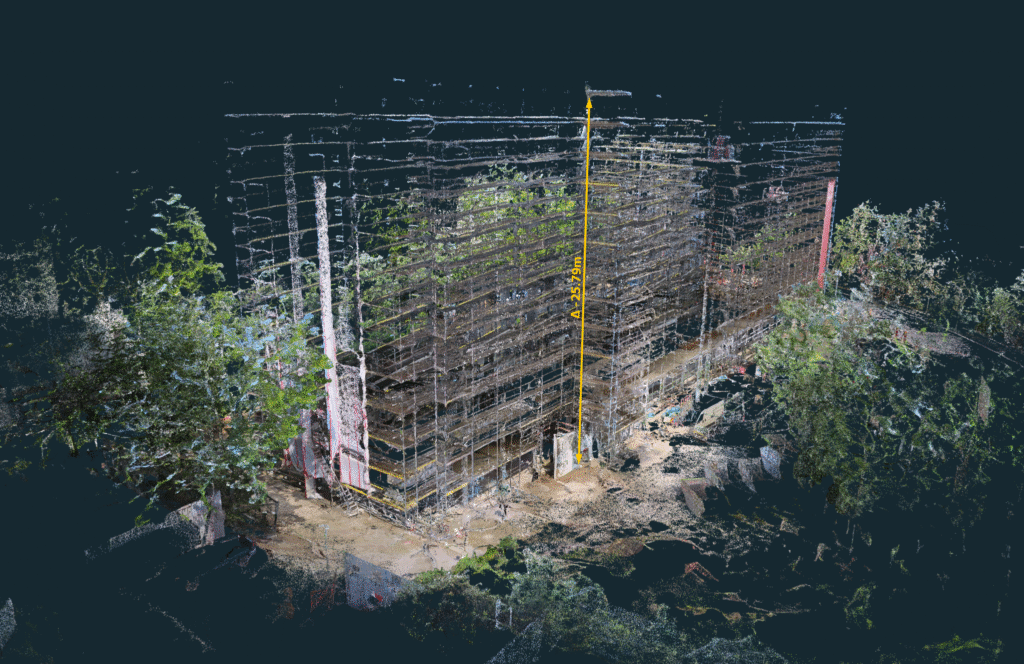 Example of construction site - impressive what can be obtained with only a stroll around the building, but one can see the point cloud density fading upwards.