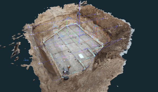 Full 3D mesh of an excavation pit with CAD measurements.